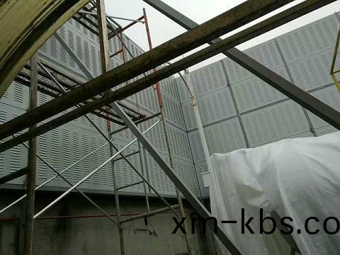 成燃大豐配(pei)氣(qi)站(zhan)圍牆聲屏障- 